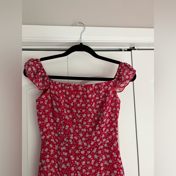 Gorgeous TOBI Maxi Dress with Slit - Picture 3 of 13